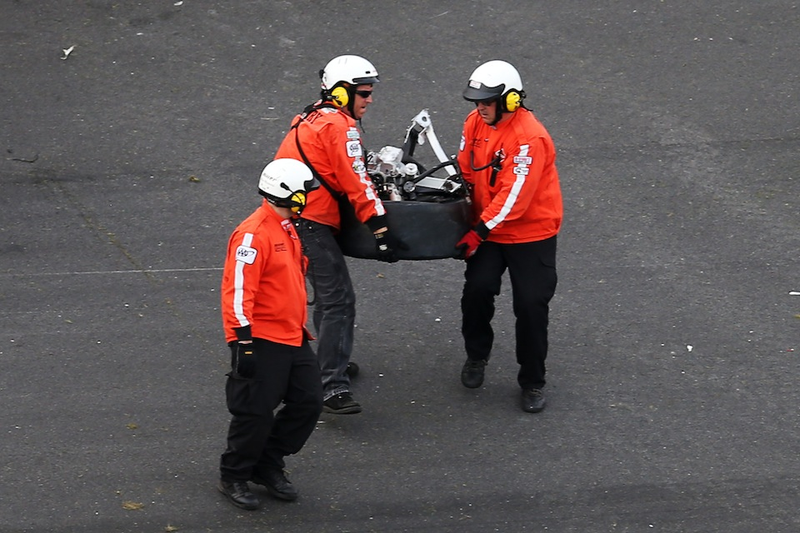 Illustration for article titled A Collection Of Photos From NASCAR's Wild Day At Daytona